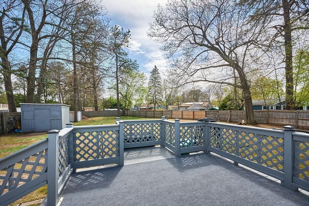 50 Phelps St, Easthampton MA 01027 photo 27