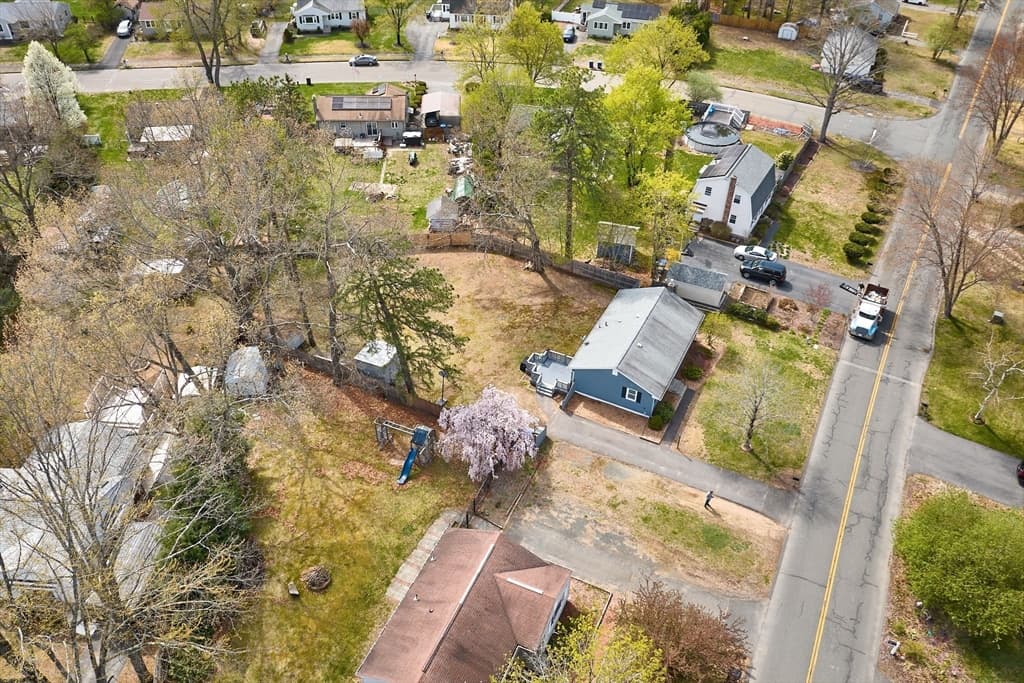 50 Phelps St, Easthampton MA 01027 photo 32