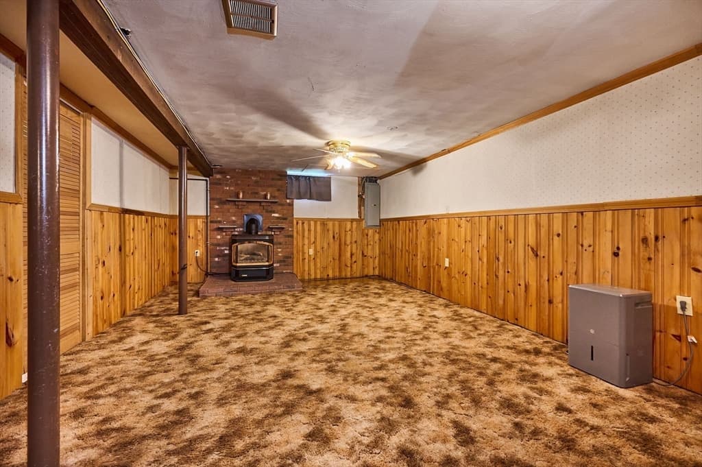 50 Phelps St, Easthampton MA 01027 photo 20