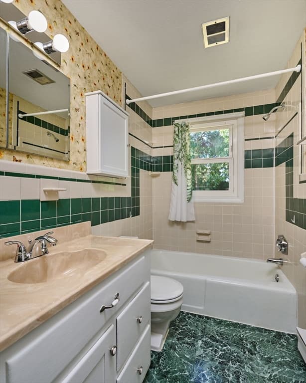 50 Phelps St, Easthampton MA 01027 photo 9