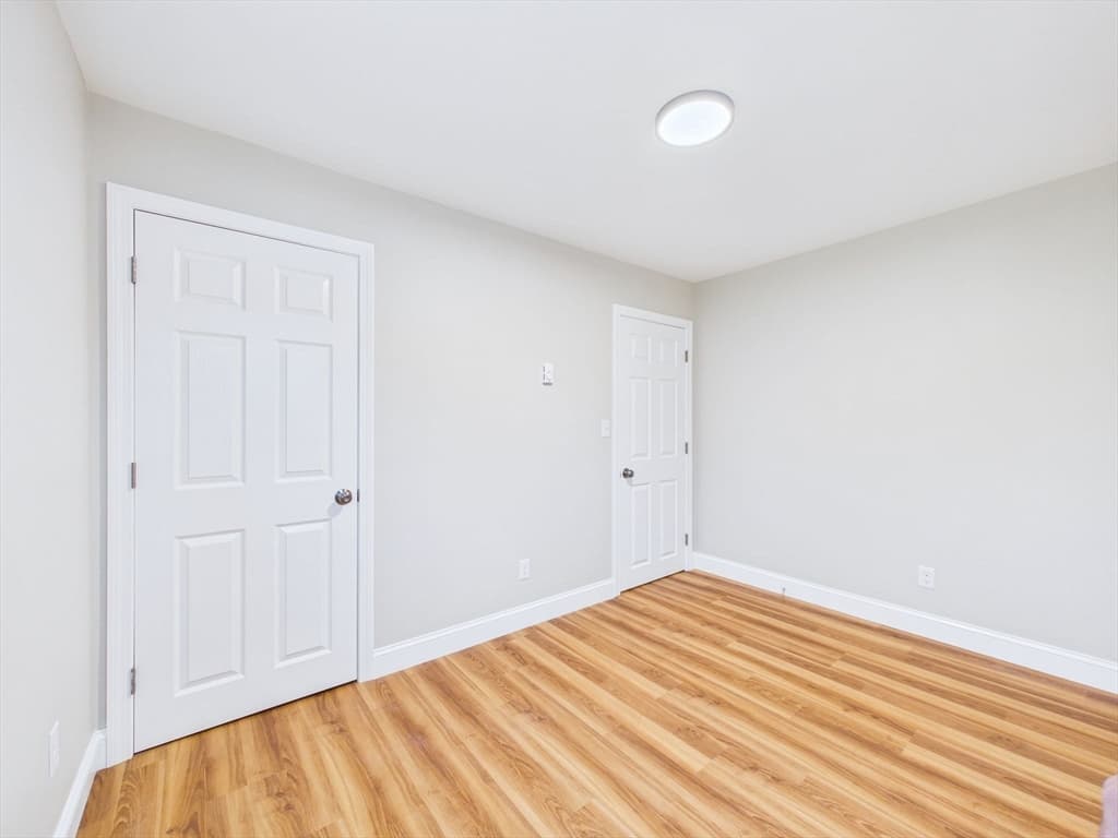 Single Family Residence at 715 Newhall St, Fall River MA 02721, photo 24 of 26