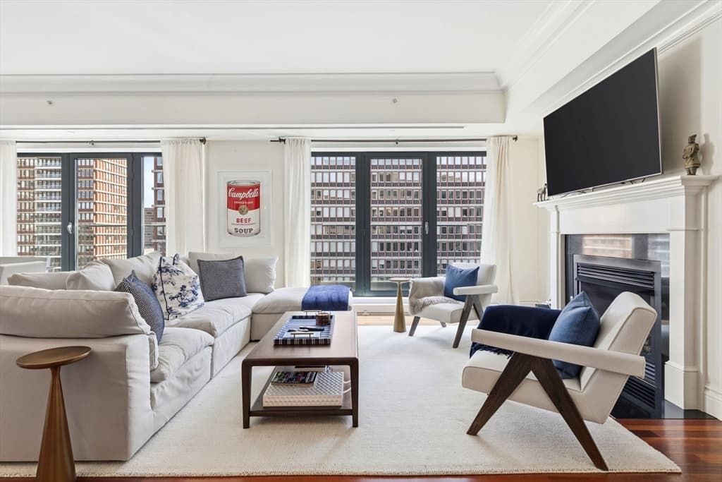 Condominium at 776 Boylston Street, Boston MA 02199, Boston, photo 2 of 15