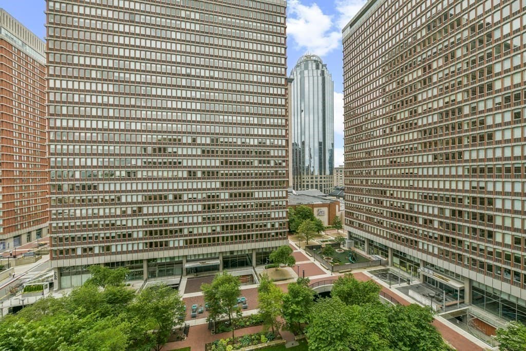 Condominium at 776 Boylston Street, Boston MA 02199, Boston, photo 6 of 15
