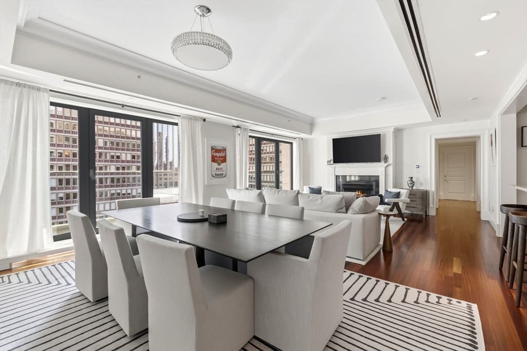 Condominium at 776 Boylston Street, Boston MA 02199, Boston, photo 3 of 15