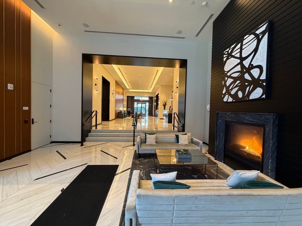 Condominium at 135 Seaport Blvd # 708, Boston MA 02210, photo 6 of 7