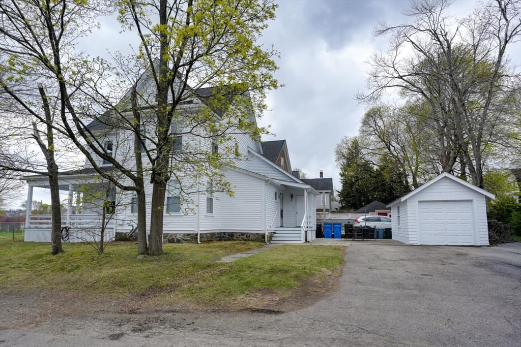 Condominium at 188 Waverley St # 1, Belmont MA 02478, Belmont, photo 13 of 16