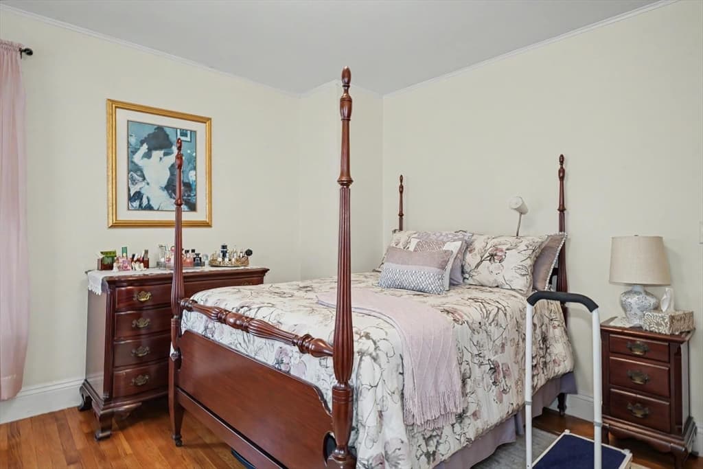 Condominium at 188 Waverley St # 1, Belmont MA 02478, Belmont, photo 7 of 16