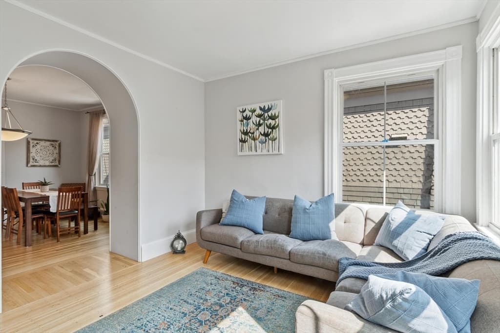 Condominium at 9-11 Pond St # 2, Boston MA 02130, photo 5 of 23