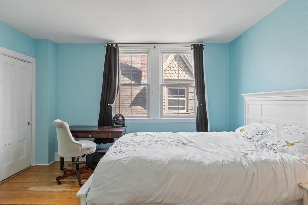 Condominium at 9-11 Pond St # 2, Boston MA 02130, photo 15 of 23