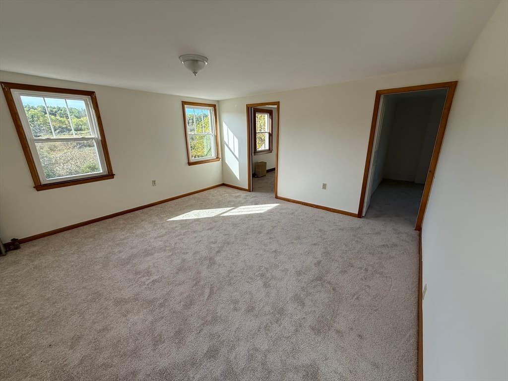 Single Family Residence at 191 Fort Hill Ave, Pittsfield MA 01201, photo 9 of 14