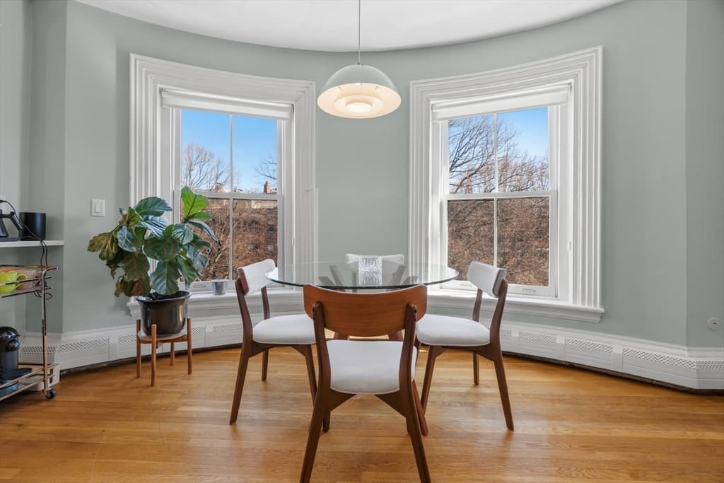 Condominium at 32 Union Park # 3, Boston MA 02118, photo 6 of 31