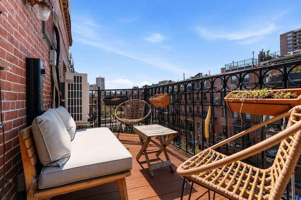 Condominium at 32 Union Park # 3, Boston MA 02118, photo 26 of 31