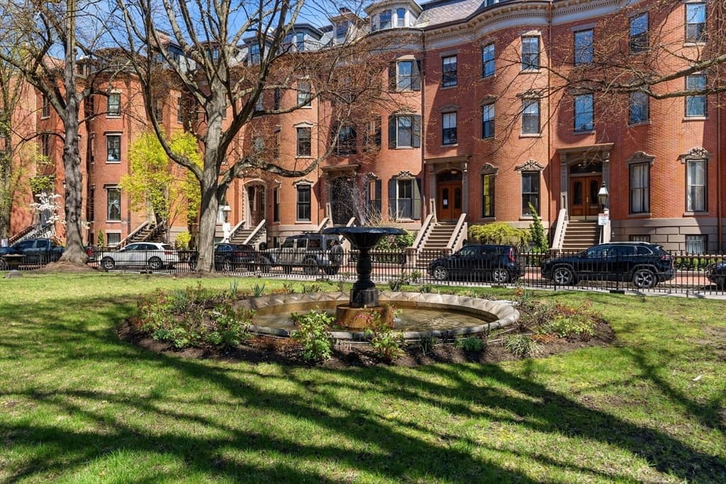 Condominium at 32 Union Park # 3, Boston MA 02118, photo 29 of 31