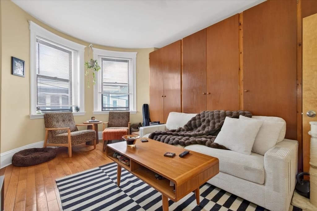 Condominium at 19 Royal St # 6, Boston MA 02134, photo 7 of 26
