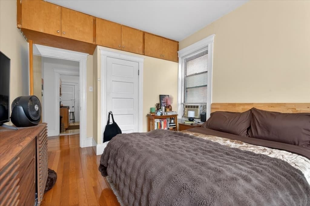 Condominium at 19 Royal St # 6, Boston MA 02134, photo 11 of 26
