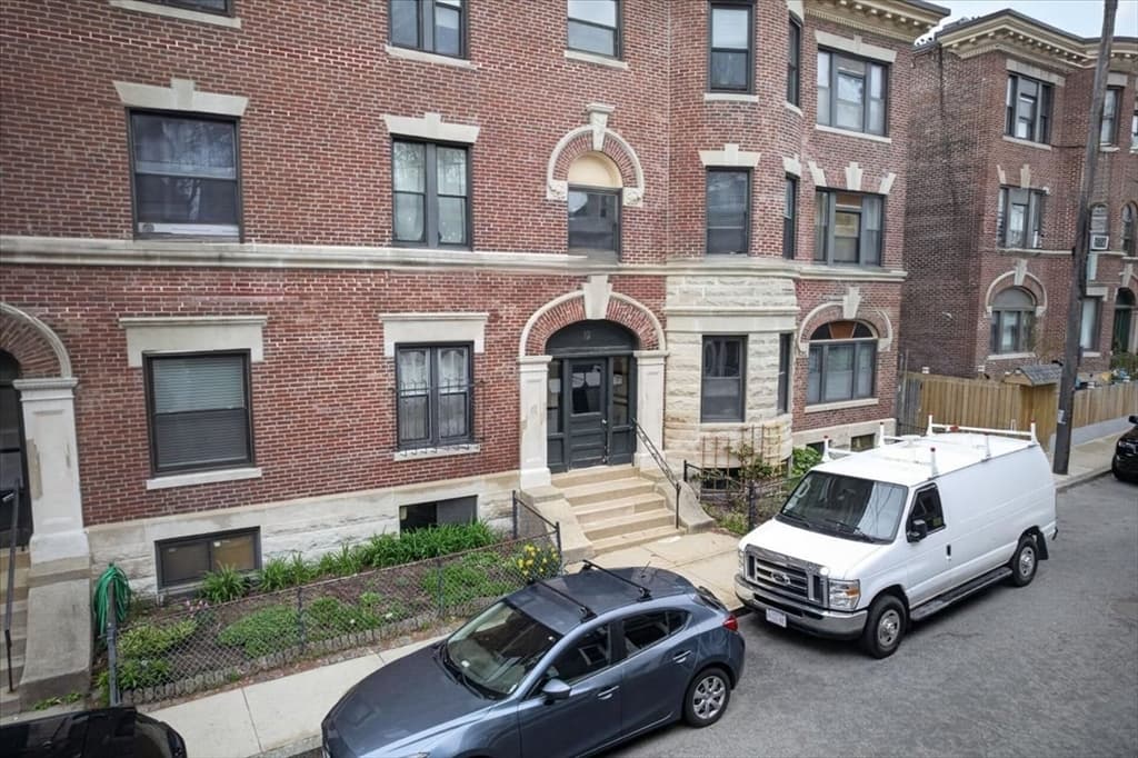 Condominium at 19 Royal St # 6, Boston MA 02134, photo 25 of 26