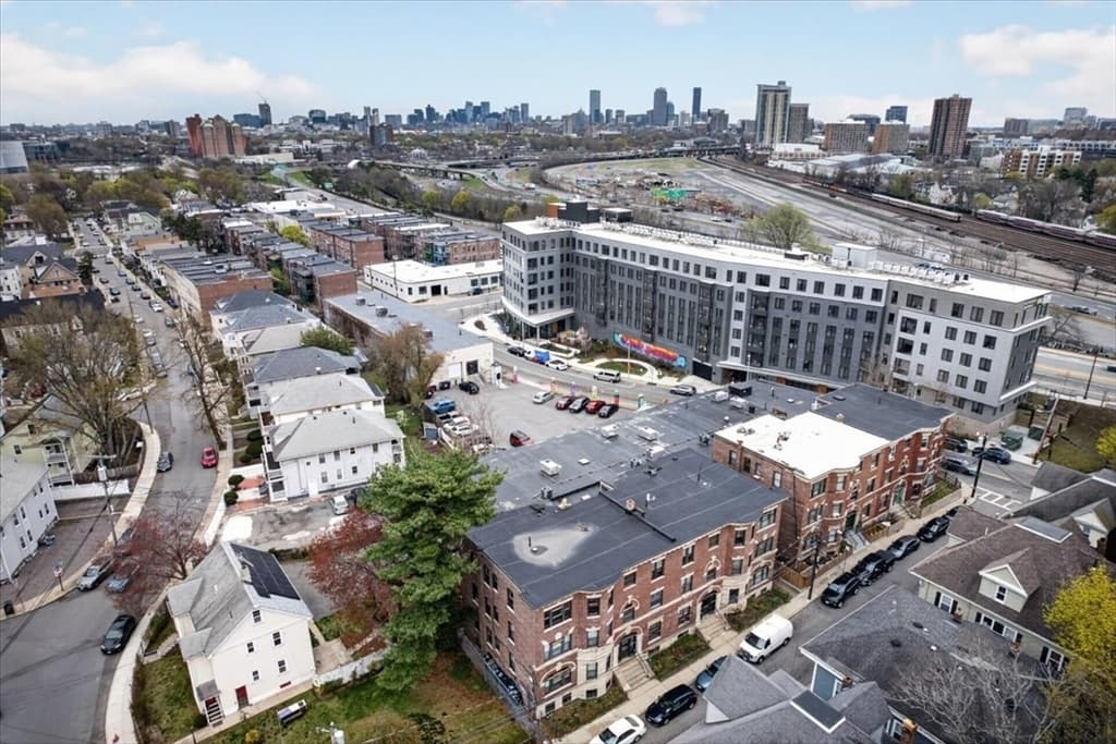 Condominium at 19 Royal St # 6, Boston MA 02134, photo 21 of 26