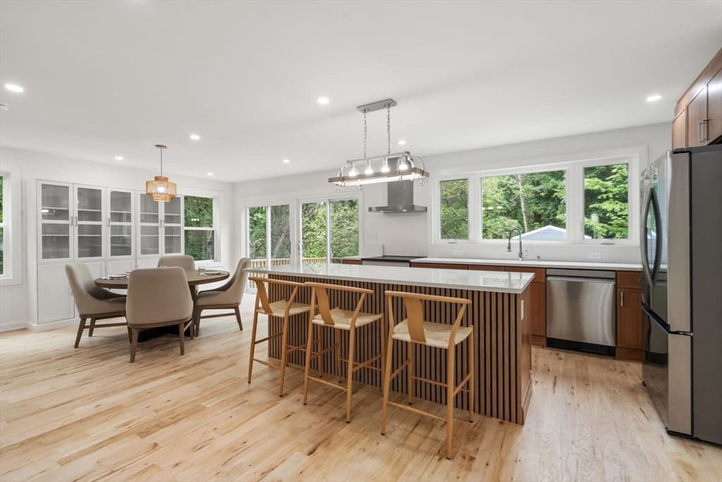 Single Family Residence at 174 Gilbert St, Mansfield MA 02048, photo 24 of 40