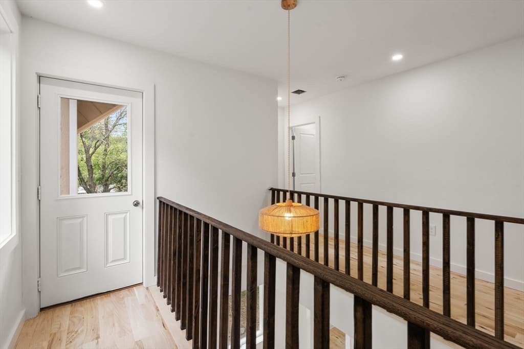 Single Family Residence at 174 Gilbert St, Mansfield MA 02048, photo 14 of 40