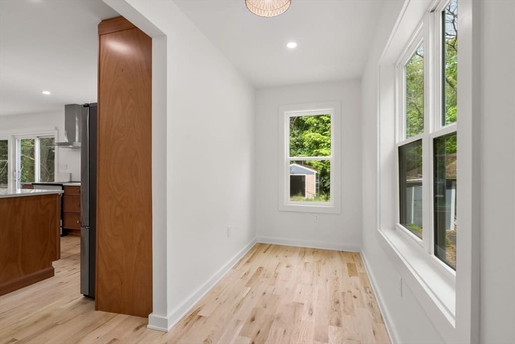 Single Family Residence at 174 Gilbert St, Mansfield MA 02048, photo 29 of 40