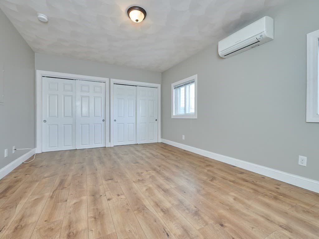 4 Family at 132 Dolphin Ave, Revere MA 02151, Revere, photo 9 of 15