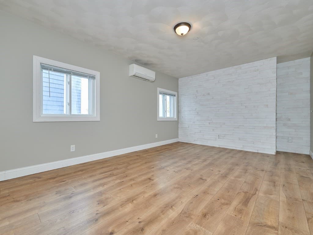 4 Family at 132 Dolphin Ave, Revere MA 02151, Revere, photo 10 of 15