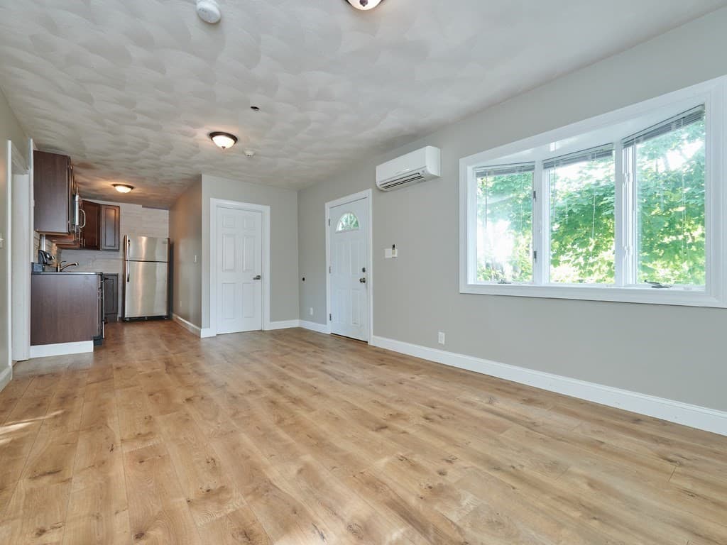 4 Family at 132 Dolphin Ave, Revere MA 02151, Revere, photo 8 of 15