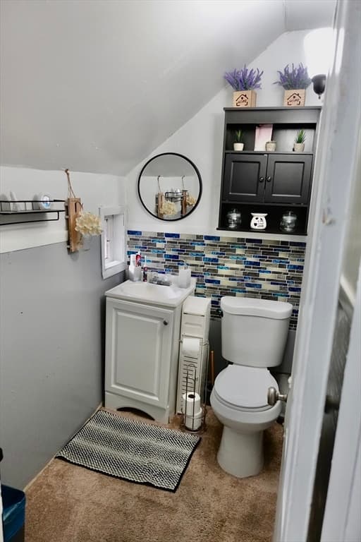 5 Vernon St, Holyoke MA 01040 photo 8