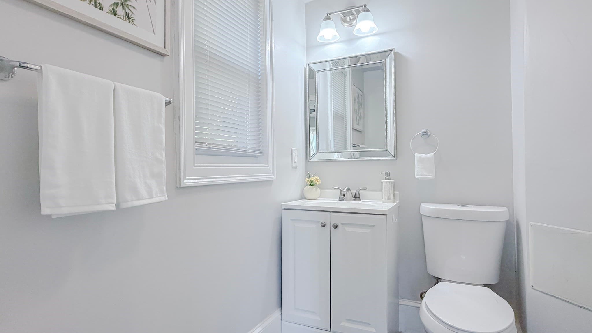 Single Family Residence at 4 Longfellow Rd, Worcester MA 01602, photo 15 of 36