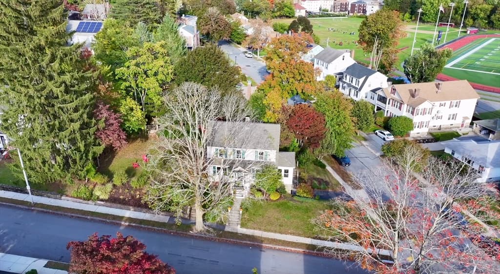 Single Family Residence at 4 Longfellow Rd, Worcester MA 01602, photo 35 of 36