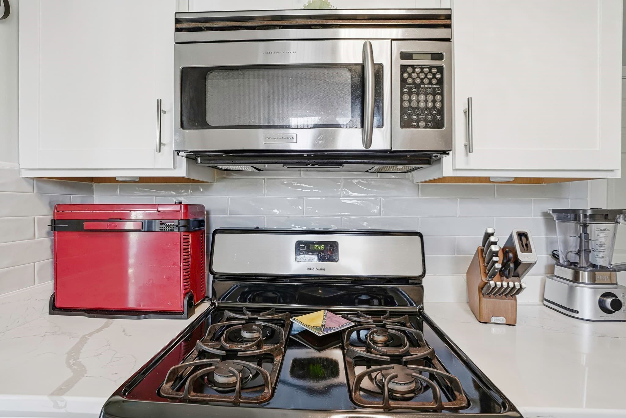Condominium at 152 S Main Street # 152, Uxbridge MA 01569, Uxbridge, photo 8 of 36
