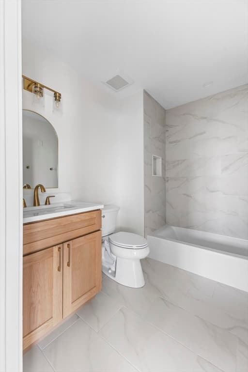 Condominium at 595 Broadway # 303, Somerville MA 02145, photo 7 of 12