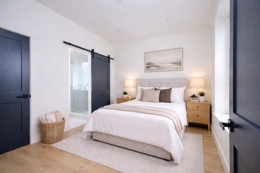 Condominium at 21 Tanglewood Road # 3, Boston MA 02124, photo 7 of 22