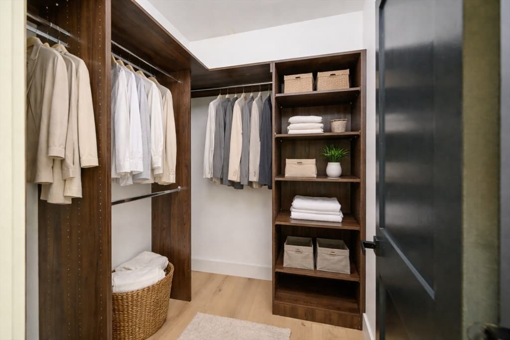 Condominium at 21 Tanglewood Road # 3, Boston MA 02124, photo 9 of 22