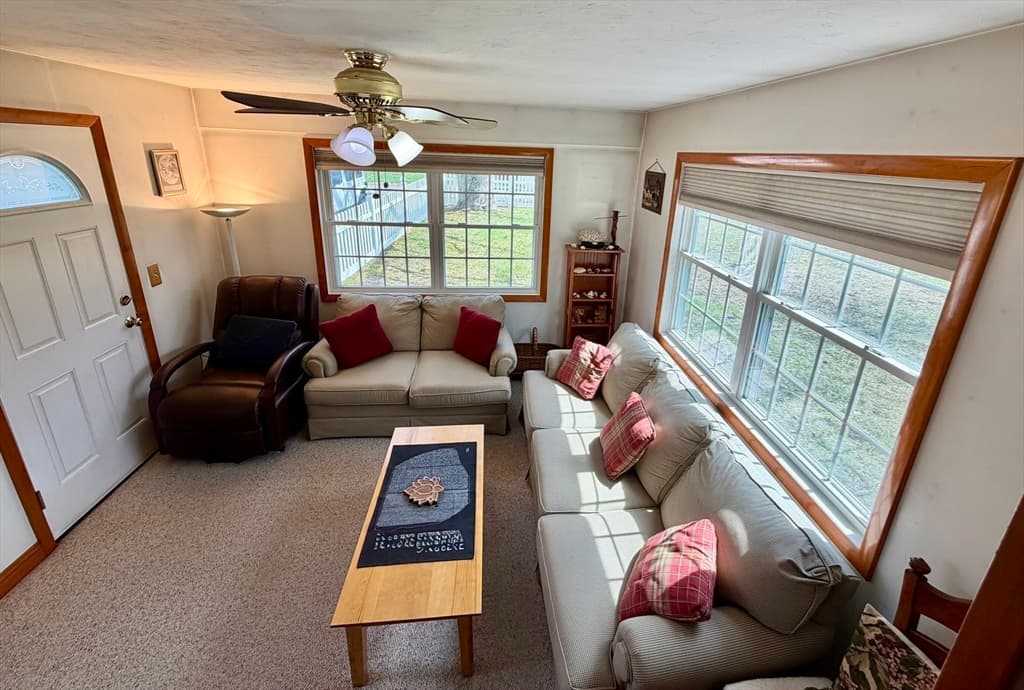 Single Family Residence at 54 River St, Billerica MA 01821, photo 5 of 26