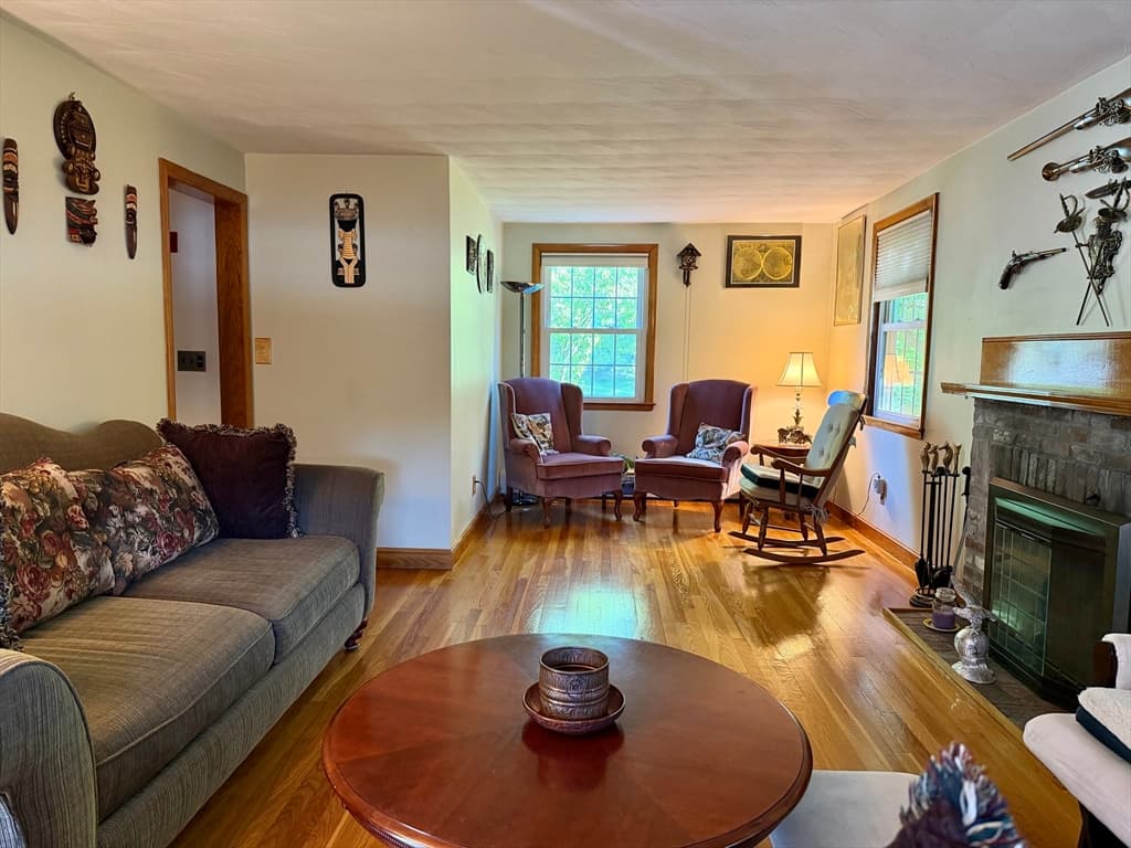 Single Family Residence at 54 River St, Billerica MA 01821, photo 14 of 26