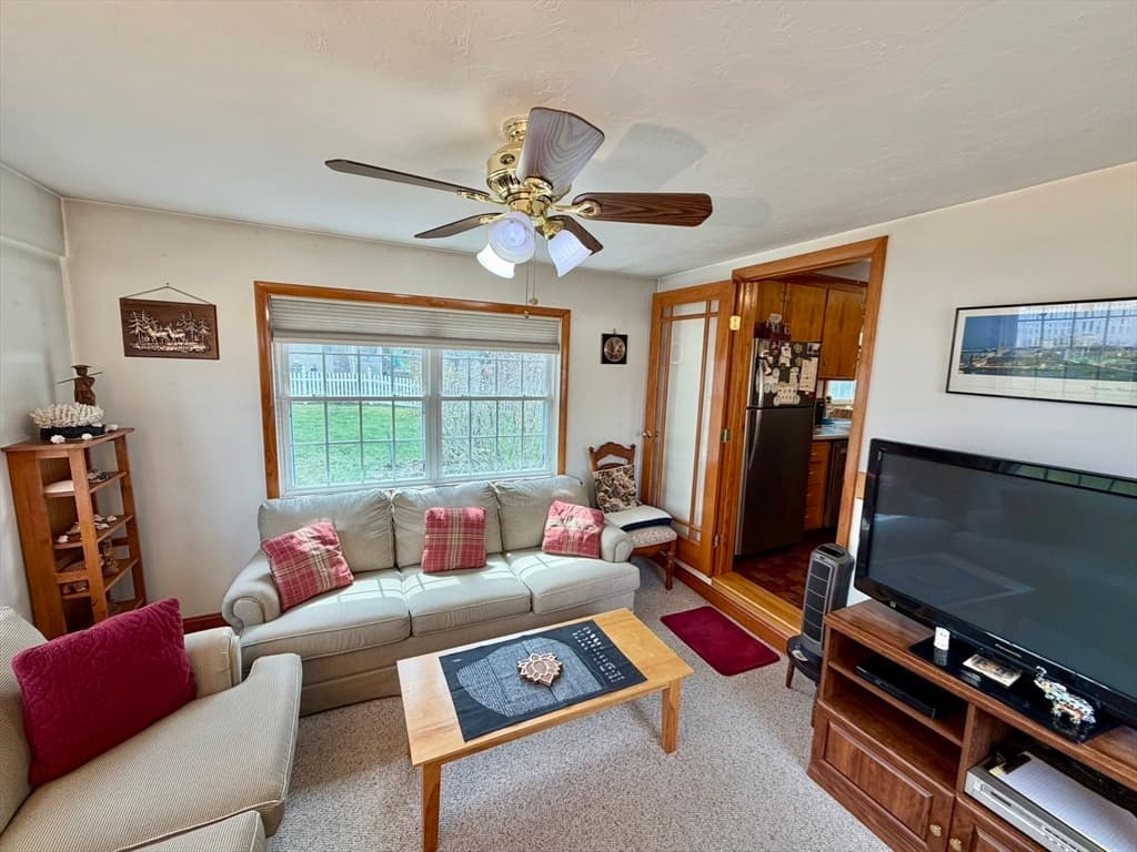 Single Family Residence at 54 River St, Billerica MA 01821, photo 4 of 26