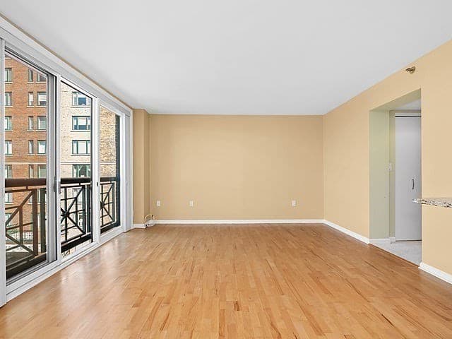 Condominium at 10 Rogers Street # 428, Cambridge MA 02142, Cambridge, photo 28 of 29
