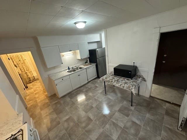 Multi Family at 117-119 Draper St, Springfield MA 01108, Springfield, photo 11 of 13