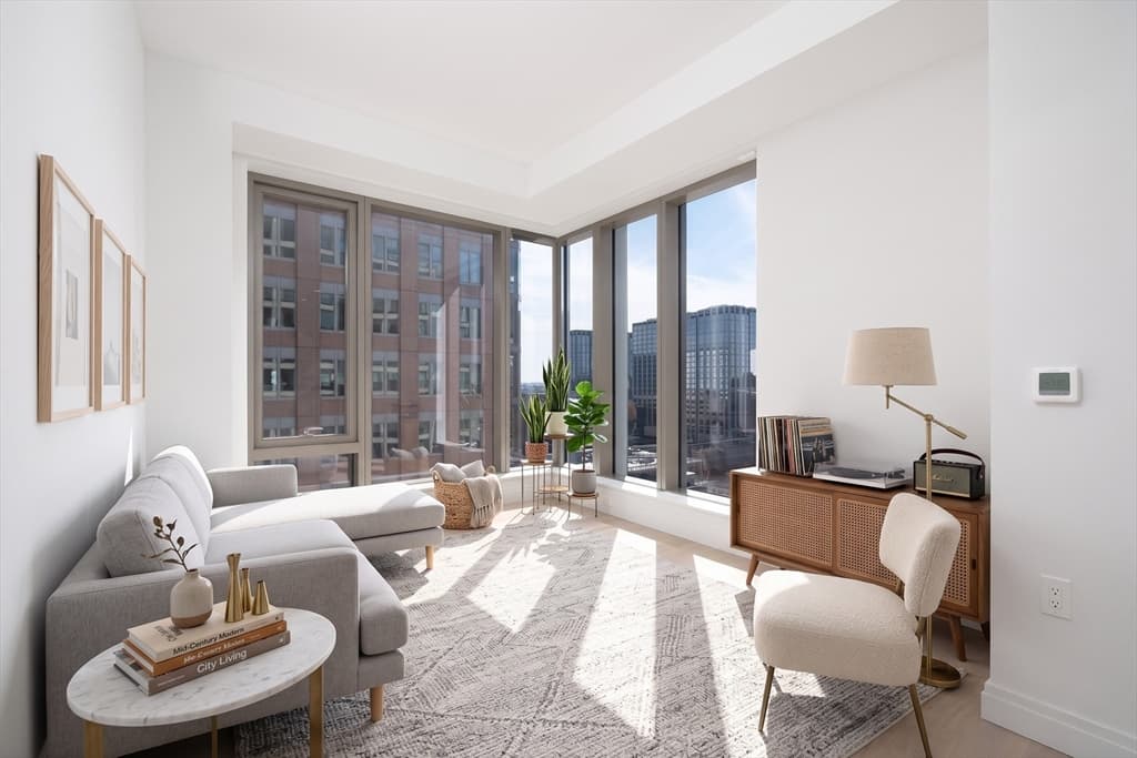 135 Seaport Blvd # 1508, Boston MA 02210