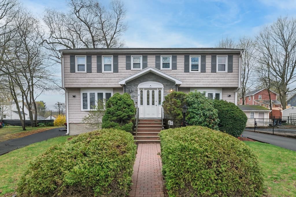 19 Clark St, Randolph MA 02368