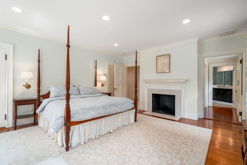 650 Canton Ave, Milton MA 02186 photo 22