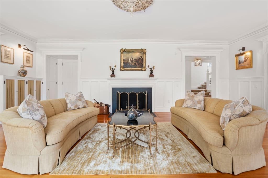 650 Canton Ave, Milton MA 02186 photo 8