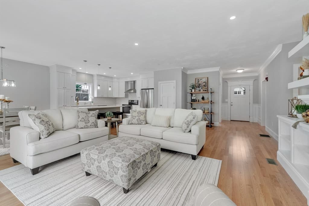8 Weber Farm Road # 8, Wrentham MA 02093
