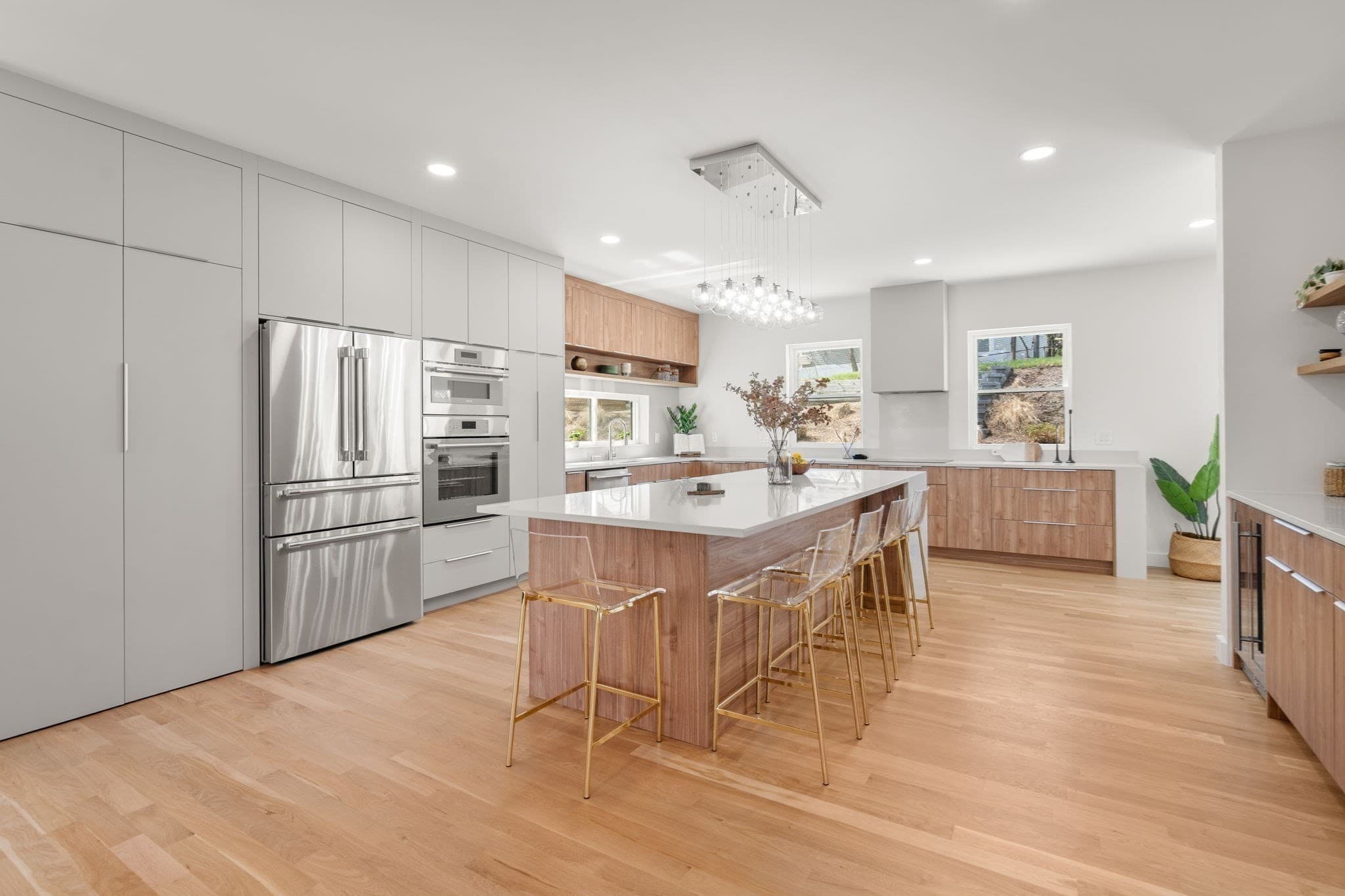 Single Family Residence at 100 Woodbine Circle, Needham MA 02494, photo 8 of 40