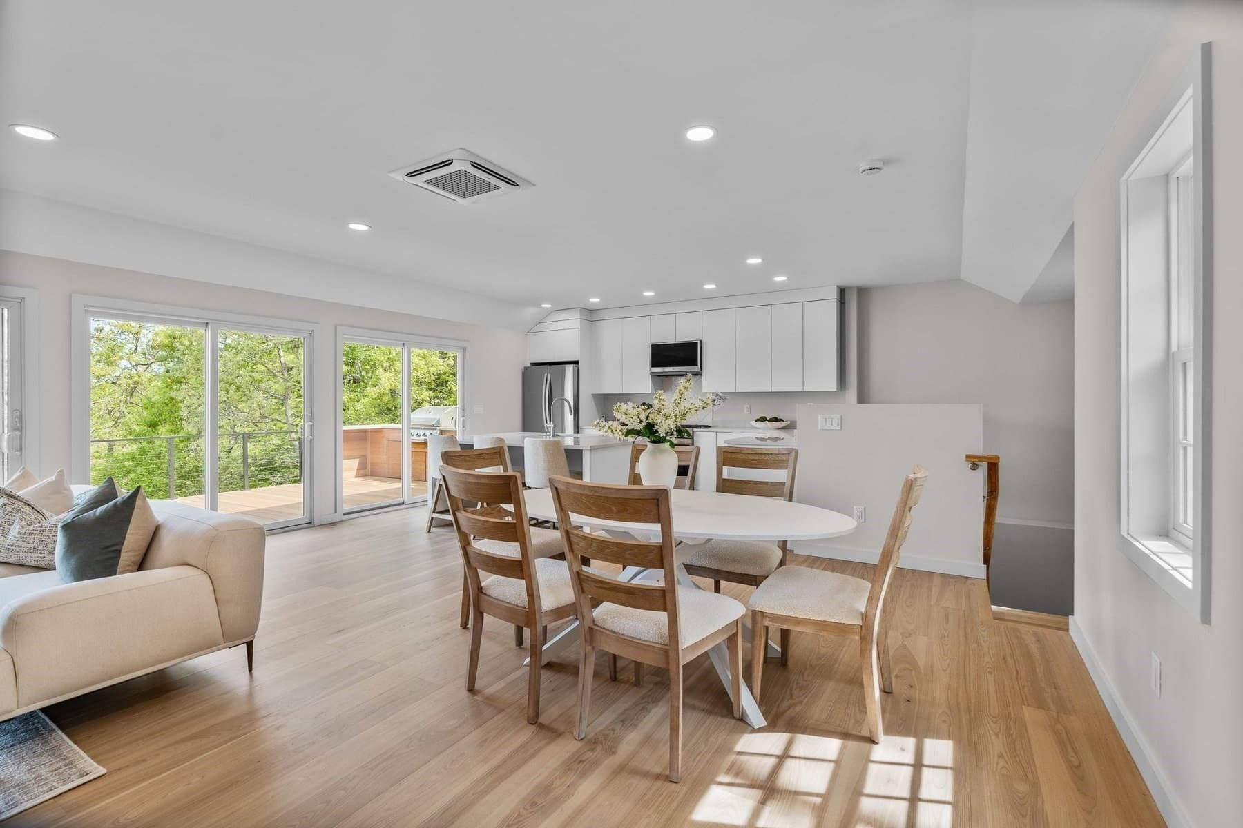 Single Family Residence at 162 Main St, Barnstable MA 02655, photo 6 of 42