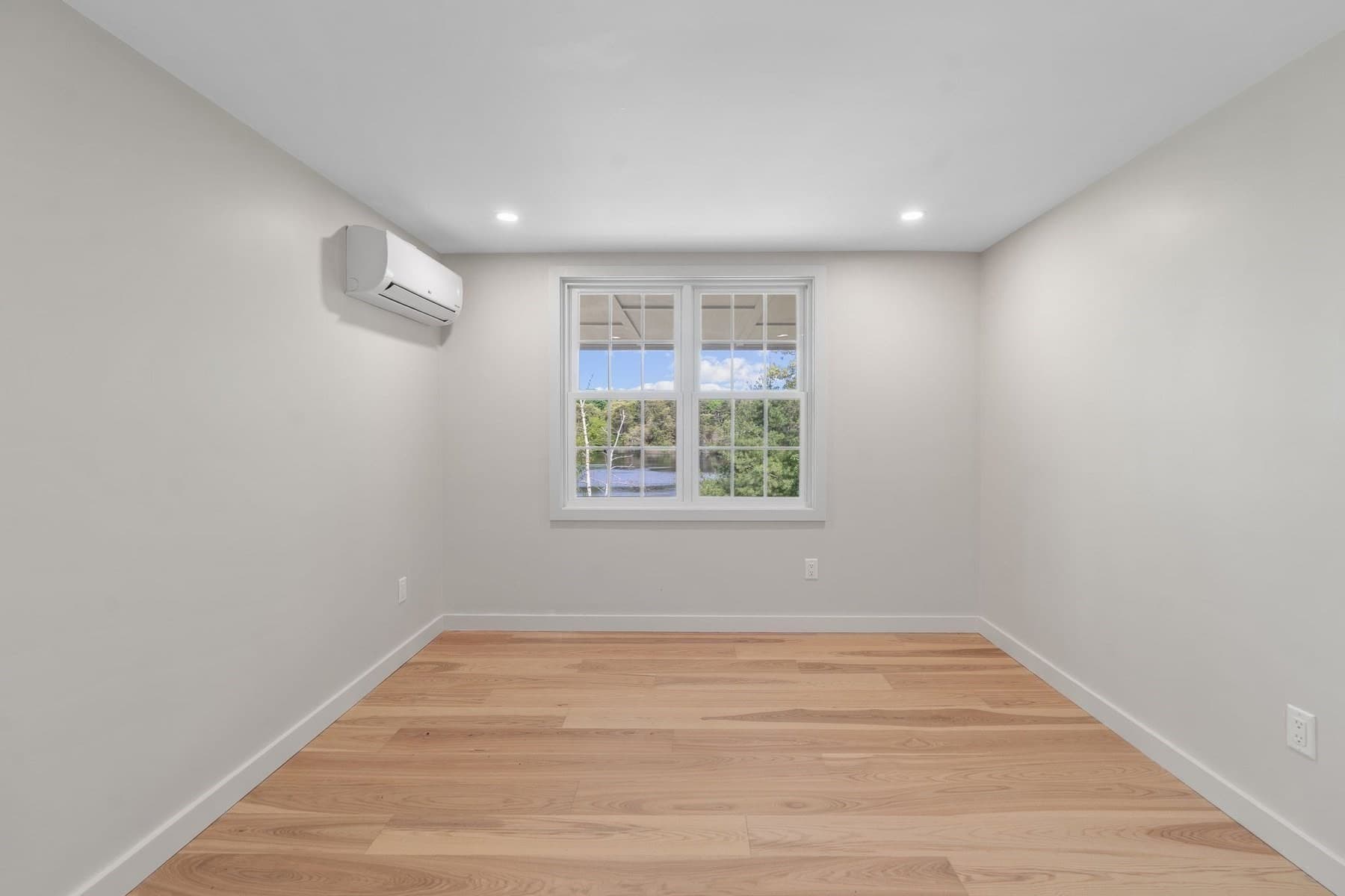 Single Family Residence at 162 Main St, Barnstable MA 02655, photo 31 of 42