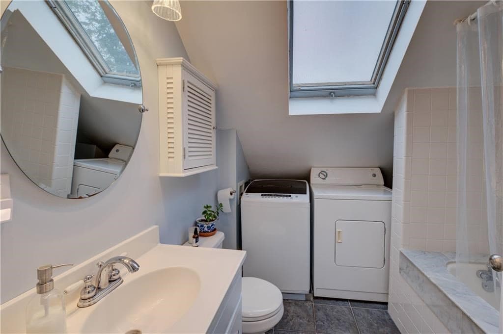 Condominium at 170 Fourth St # 3, Providence RI 02906, Providence, photo 27 of 32