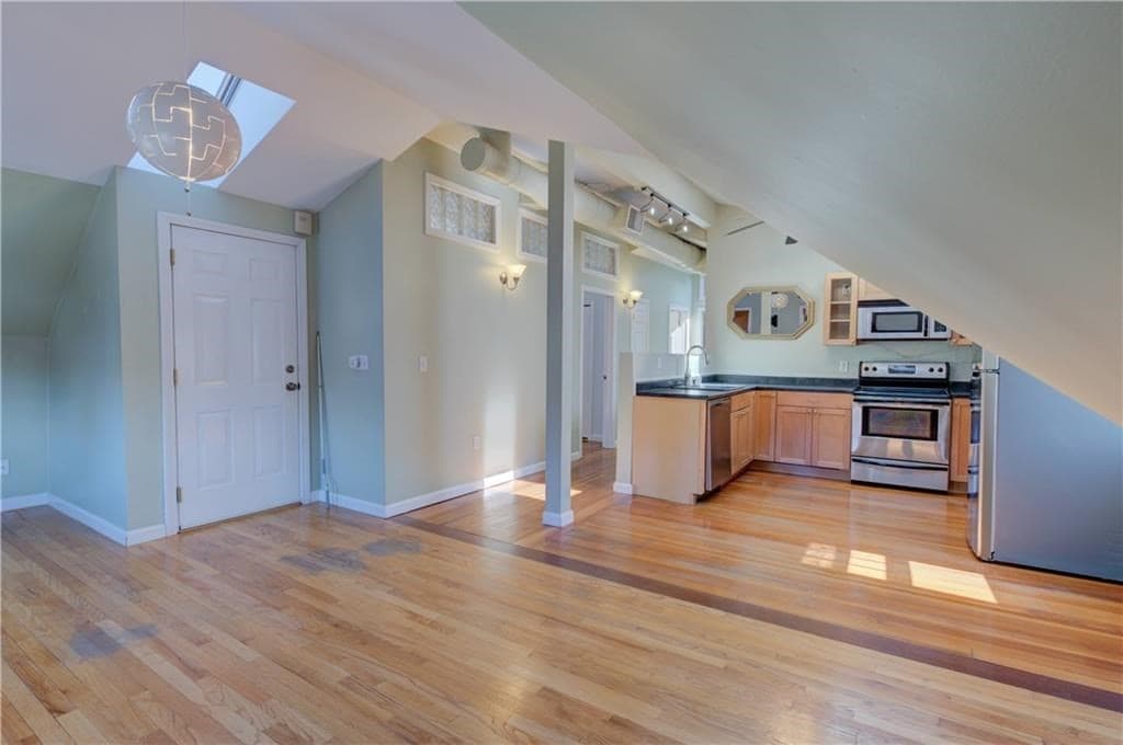 Condominium at 170 Fourth St # 3, Providence RI 02906, Providence, photo 20 of 32