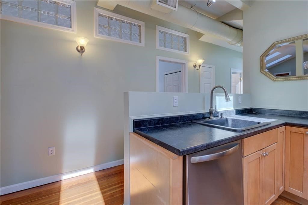 Condominium at 170 Fourth St # 3, Providence RI 02906, Providence, photo 19 of 32